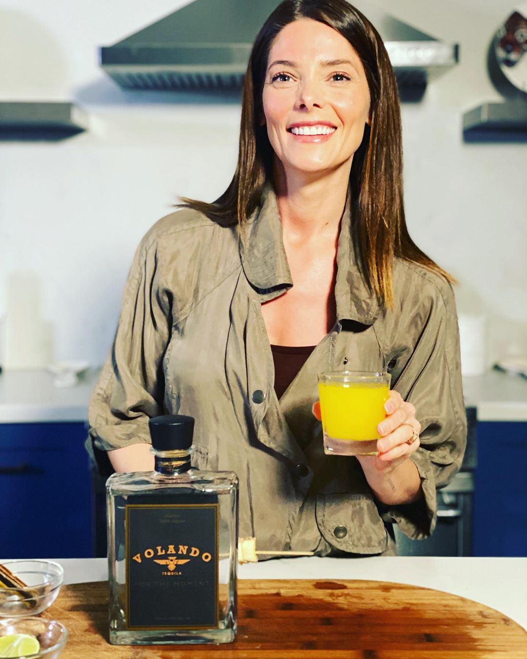 05 mei: What’s your favorite tequila cocktail? It’s #cincodemayo and I’m looking to try something new 😎
