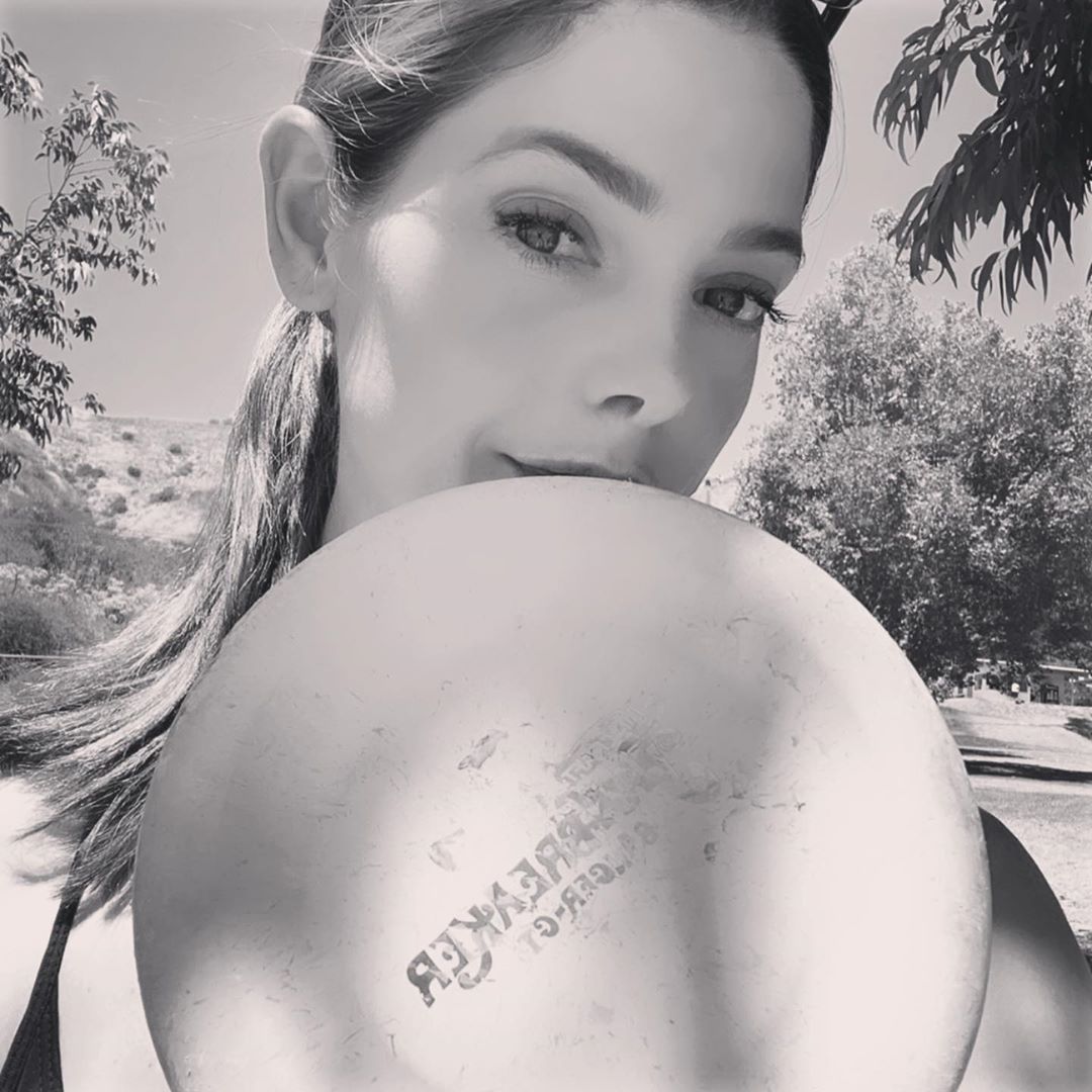 11 augustus: It’s official .. I’ve been inducted into the #discgolf world.
