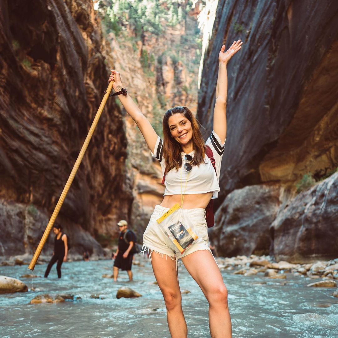 22 december: Reminiscing about this incredible trip through #Utah we took to celebrate @paulkhoury 😍 highly recommend it to anyone needing a reset.
