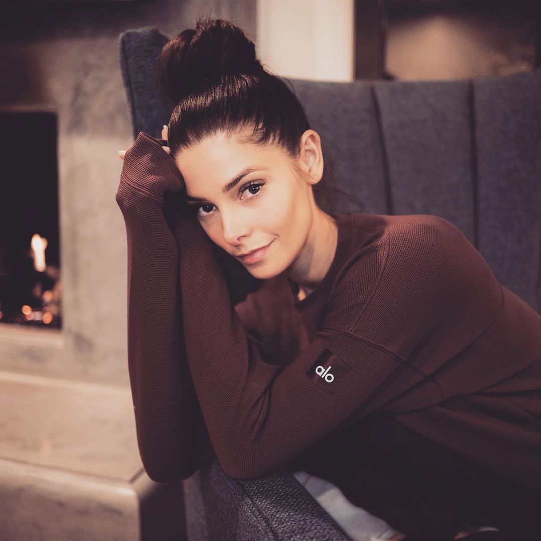 13 janauri: Comfy Cozy kinda night.
@aloyoga 📸 @paulkhoury
