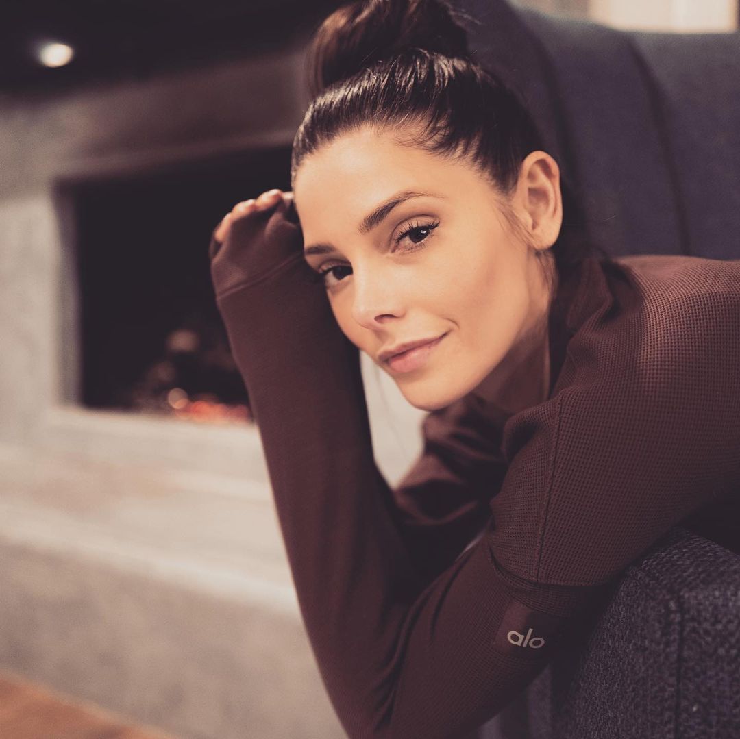 13 janauri: Comfy Cozy kinda night.
@aloyoga 📸 @paulkhoury
