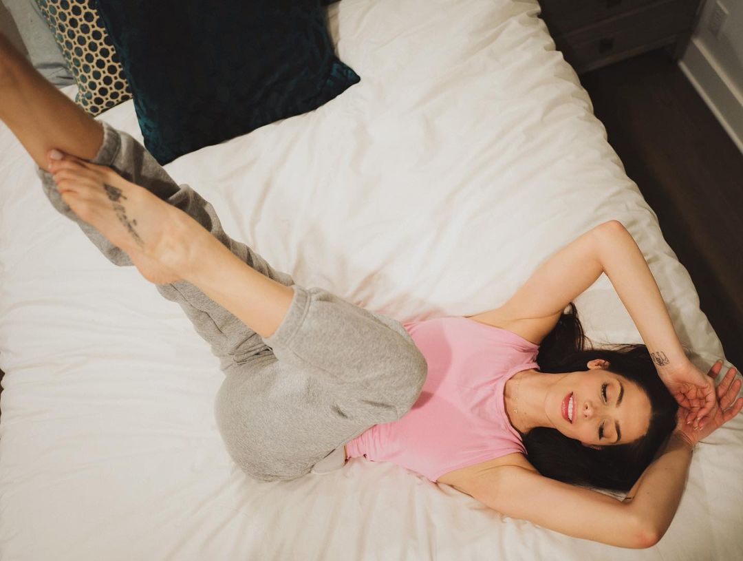 28 januari: Feeling Pretty In Parisian Pink 🤩 @aloyoga
