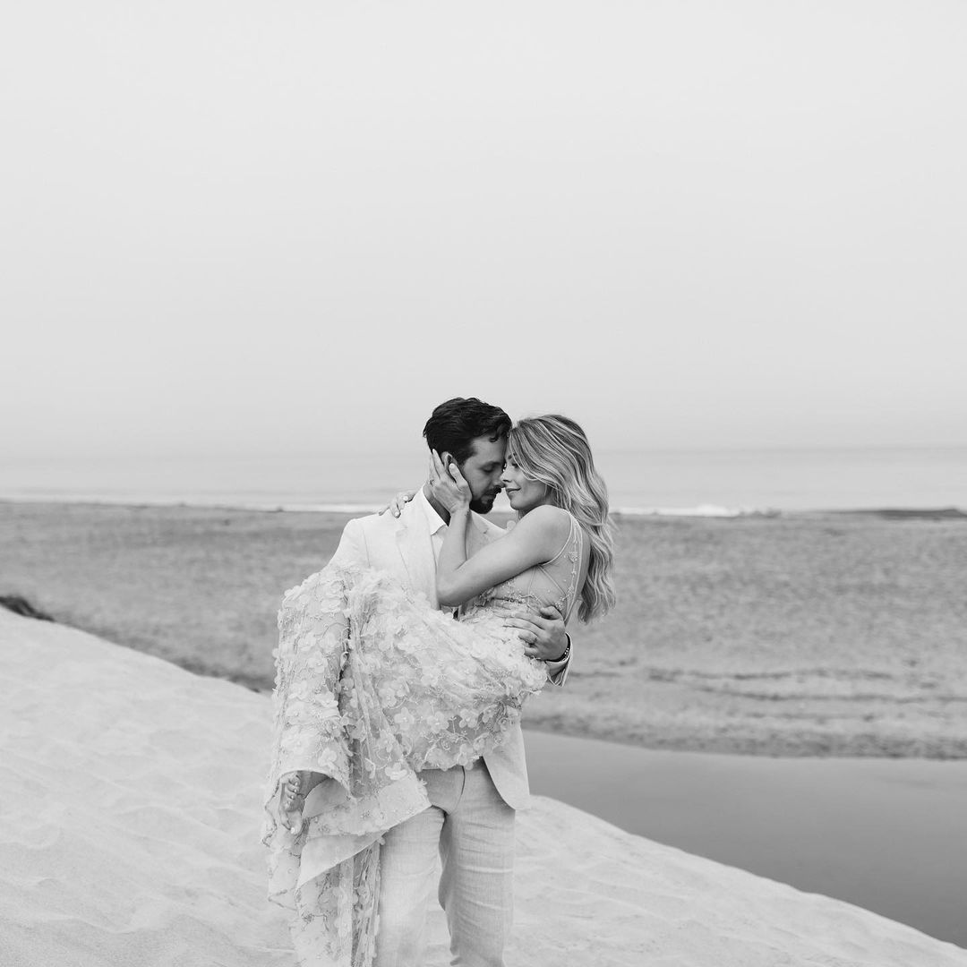 14 februari: My Whole World. ❤️ #happyvalentinesday
14 februari: My Whole World. ❤️ #happyvalentinesday