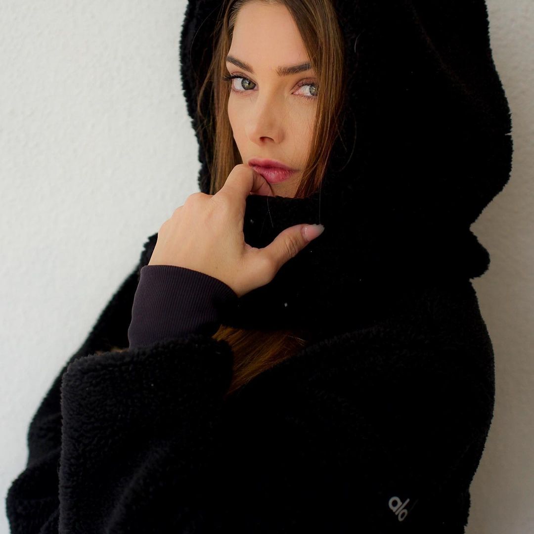 18 september: Im ready for chilly mornings and I've pulled out the Sherpa. #alo
