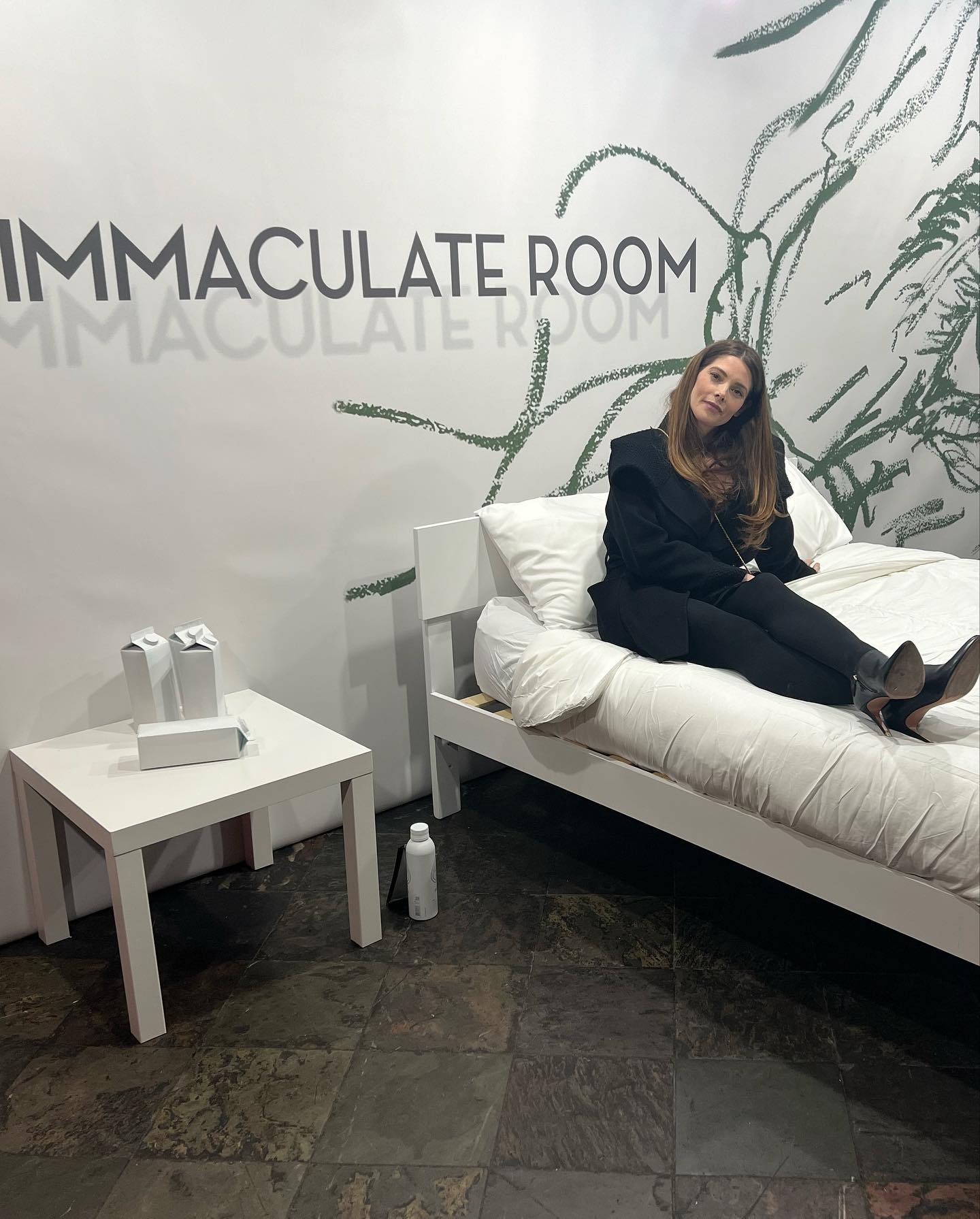 07 februari: Thank you to the @mammothfilmfestival for premiering our film @immaculateroommovie - I had a blast!! Thank you for providing a space for artist to be seen and heard. #mammothfilmfestival #immaculateroom
