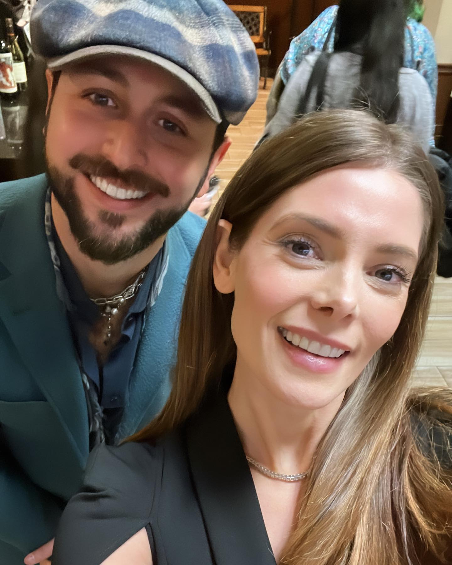 07 februari: Thank you to the @mammothfilmfestival for premiering our film @immaculateroommovie - I had a blast!! Thank you for providing a space for artist to be seen and heard. #mammothfilmfestival #immaculateroom
