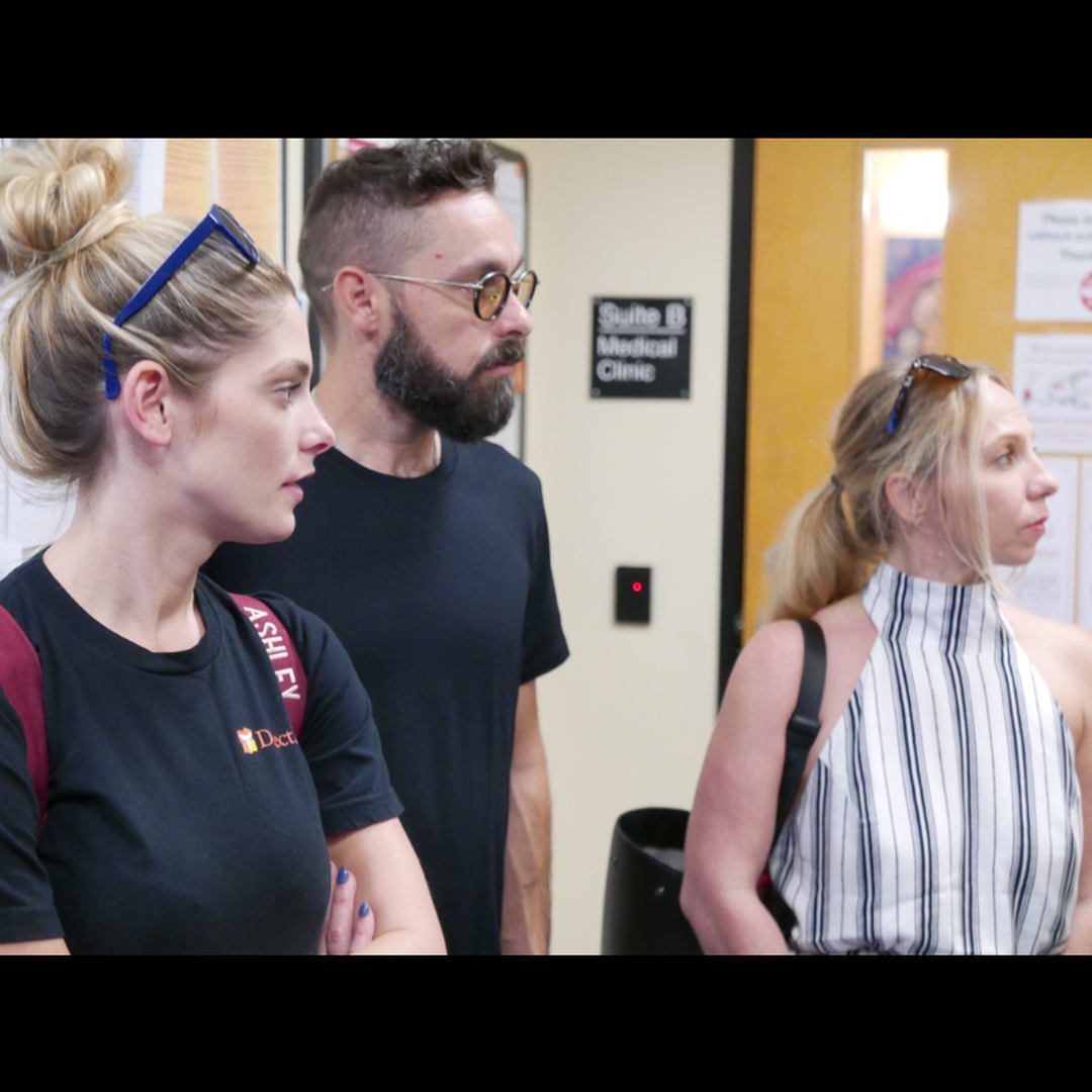 25 oktober 2017: Quick last-minute trip to Sonoma (thanks @jetsuitex) with @ashleygreene @audrhi @ericamadio and @directrelief to bring supplies, see the work they’re doing with the California Fire Fund to support the Santa Rosa Community Health Center after their main clinic was destroyed in the fires 😢 #CaliforniaFireFund #napavalley #sonoma #santarosa
 25 oktober 2017: Quick last-minute trip to Sonoma (thanks @jetsuitex) with @ashleygreene @audrhi @ericamadio and @directrelief to bring supplies, see the work they’re doing with the California Fire Fund to support the Santa Rosa Community Health Center after their main clinic was destroyed in the fires 😢 #CaliforniaFireFund #napavalley #sonoma #santarosa