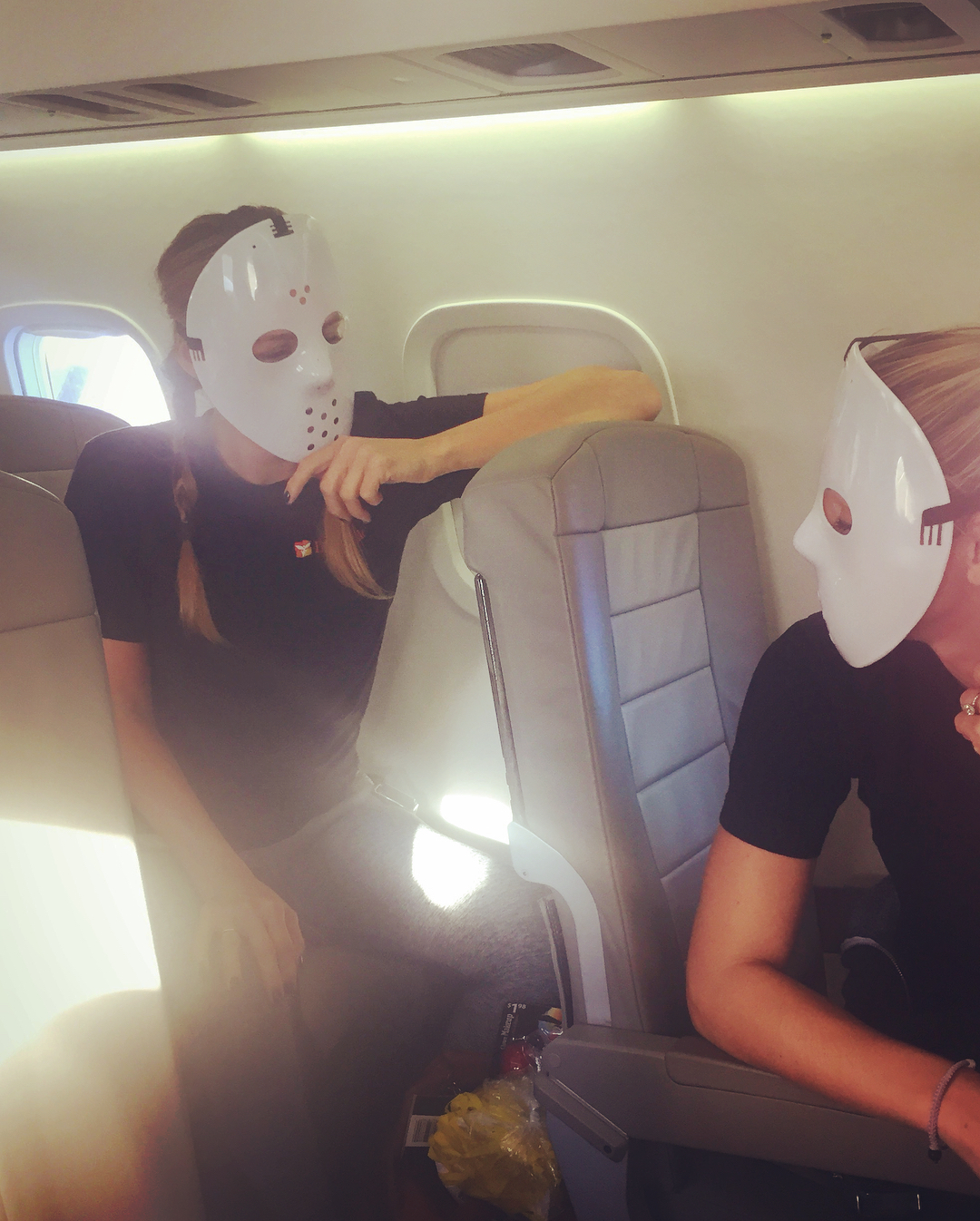 25 oktober 2017: Thank you @jetsuitex for getting @audrhi @ashleygreene @ericamadio @directrelief and I from SoCal to NorCal and back by dinner to deliver funds and supplies to the Santa Rosa Community Health Center on behalf of the #CaliforniaFireFund. We had fun :) Almost #Halloween #jetsuitex #flybetter #DoGood
 25 oktober 2017: Thank you @jetsuitex for getting @audrhi @ashleygreene @ericamadio @directrelief and I from SoCal to NorCal and back by dinner to deliver funds and supplies to the Santa Rosa Community Health Center on behalf of the #CaliforniaFireFund. We had fun :) Almost #Halloween #jetsuitex #flybetter #DoGood