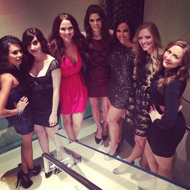 01 janauri 2014: These girls. 😍😍 @irene591 @ashleygreene @quesocabesakt4 #vegas
