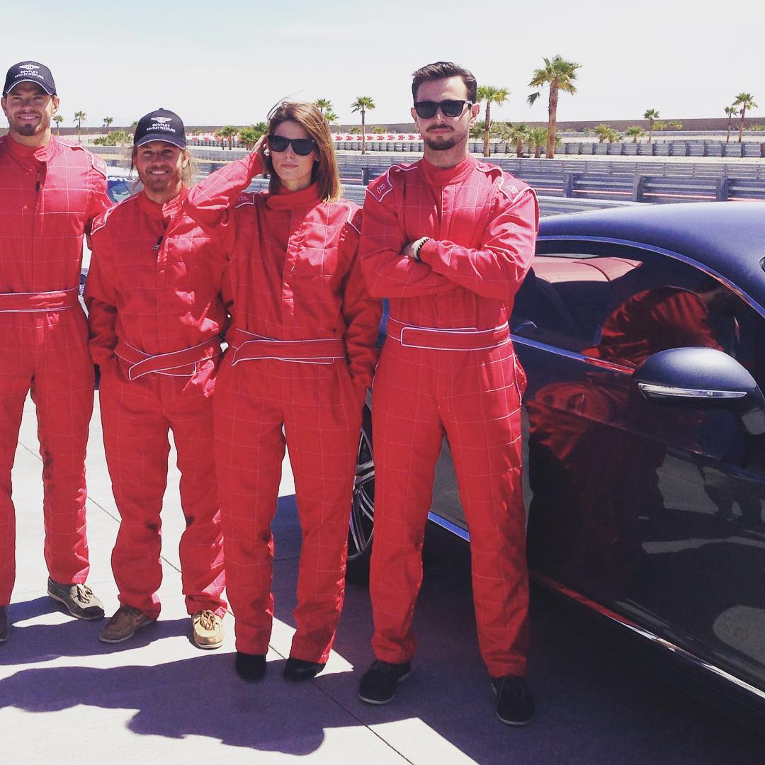 21 februari 2017: Happy birthday @ashleygreene 🎈
