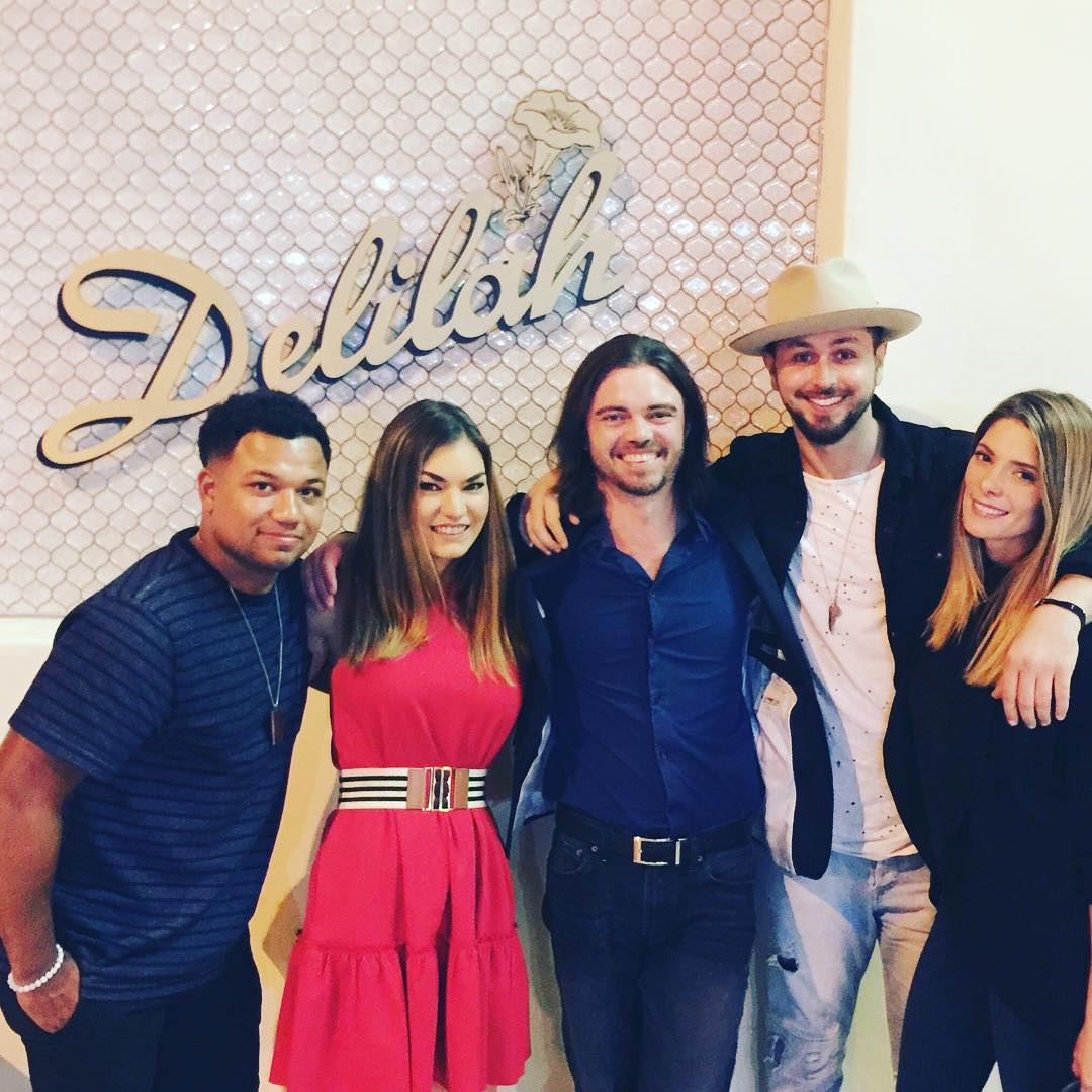 12 oktober 2016: Great night out to dinner @ladydelilah with @marycasey29 @ashleygreene @paulkhoury and @aaron_sjs !!
