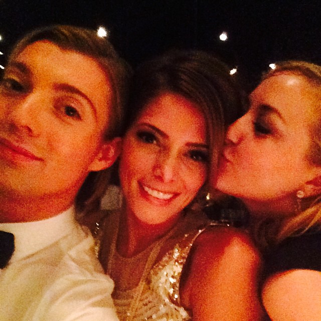 29 Augustus 2014: #tbt to my best birthday party with my best peoples in life @ashleygreene and @quesocabesakt4 #alotalovehere #happypeople
