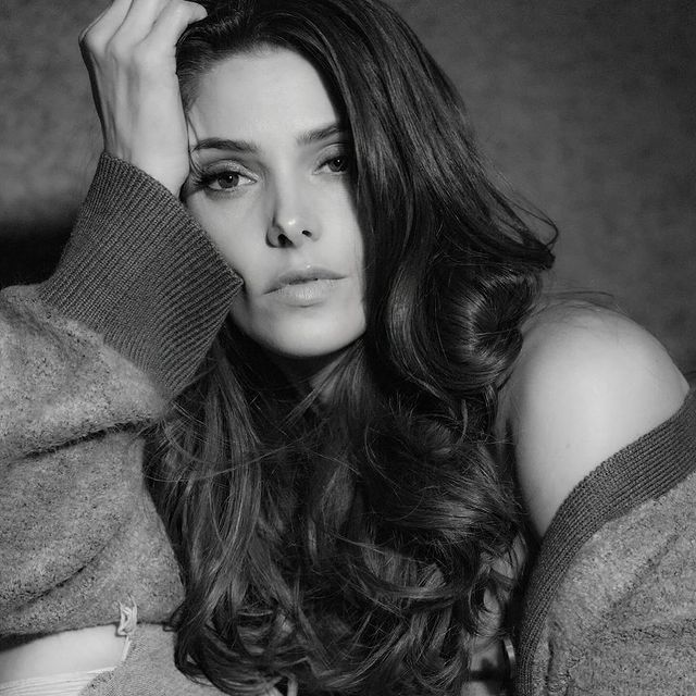 08 december 2023: 🖤 @ashleygreene 🖤

@christinaleeadams @paulkhoury l
Hair by me using @hairrituelbysisley @sisleyparisofficial
