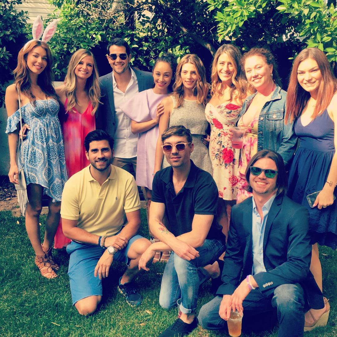 28 maart 2016: Just a bunch of lovely Easter bunnies! #easter2016 #friends #funfunfun
