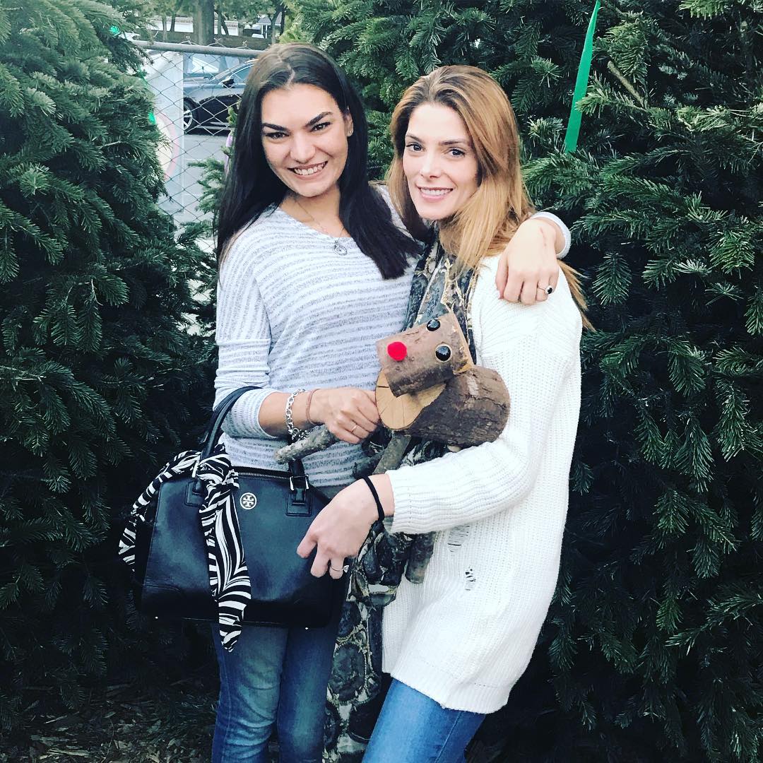 22 februari 2018: Happiest of birthdays to my insanely amazing future sister-in-law! Love you so much and I’m so grateful to have you in my life. You inspire me to reach for my goals and be the best version of myself I can be. Your selfless spirit, kind heart, and love for others is extraordinary. Here’s to this year being your best year yet! 💕💕💕 @ashleygreene
