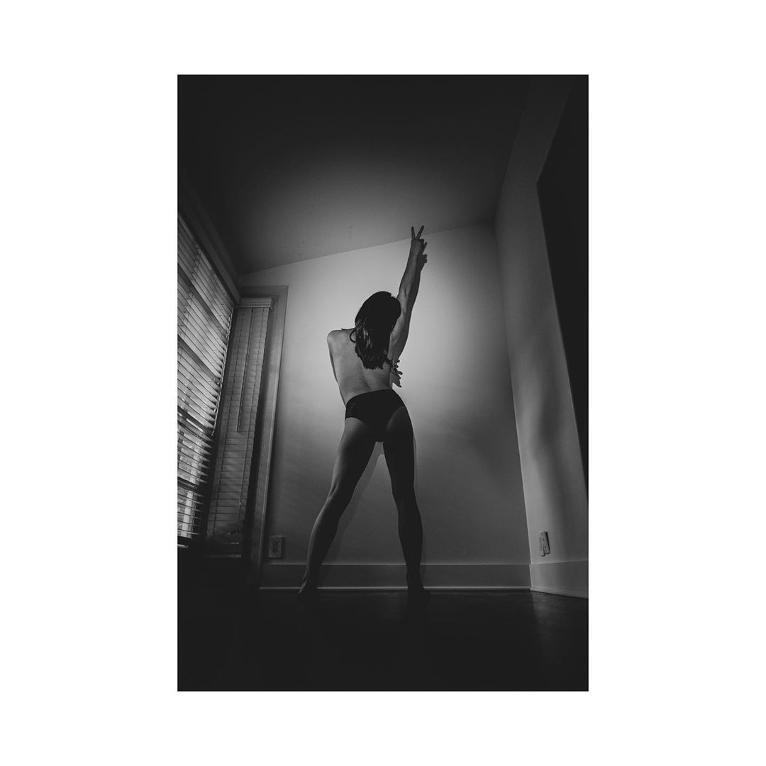 15 februari 2020: You’re a light #strongwomen #powerfulwomen #leica #leicaphotography #beauty
