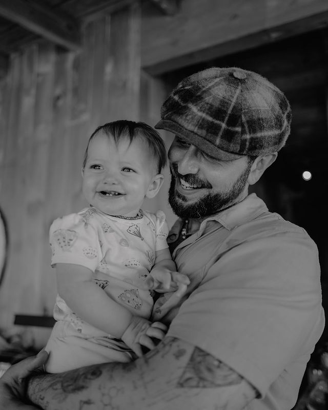 03 juli 2023: 🖤 I've never known love like this. 📸: @nikkireed
