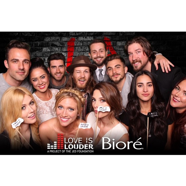 07 mei 2015: Love is Louder and this was amazing to be a part of thank you so much @brittsnowhuh for having. #LoveIsLouder
