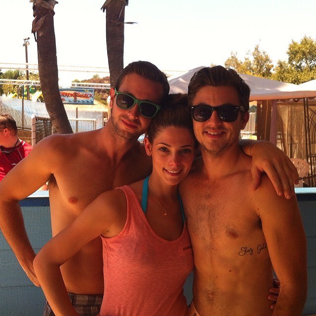 22 februari 2017: Happiest birthday to the one the only @ashleygreene you're solid gold 💛💛. May every year continue to get better. You've been such an awesome friend. Appreciate ya. #happybirthday
22 februari 2017: Happiest birthday to the one the only @ashleygreene you're solid gold 💛💛. May every year continue to get better. You've been such an awesome friend. Appreciate ya. #happybirthday