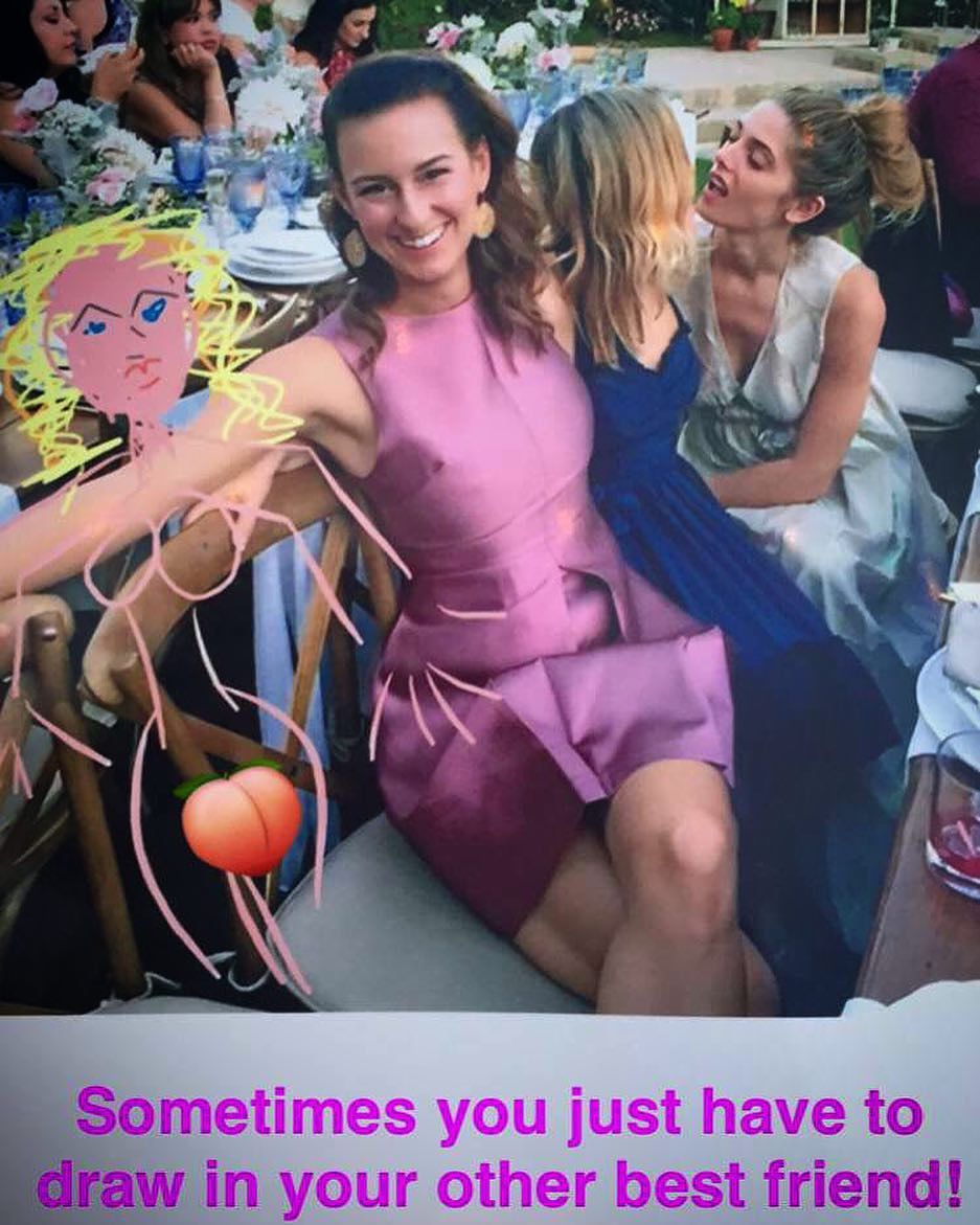 18 september 2016: Finally. I've got all my besties together. @bpeach @quesocabesakt4 @ashleygreene

