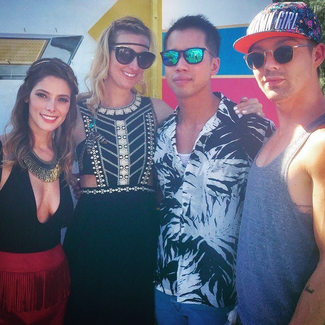 24 maart 2017: One of these hotties is having a birthday today!!! I wish I could be in LA celebrating with you. I LOVE and adore you and our friendship. Happy happy Birthday @jaredeng @justjared
