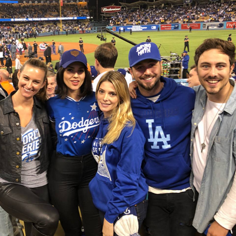 november 2017: ⚾️🏆 #worldseries
