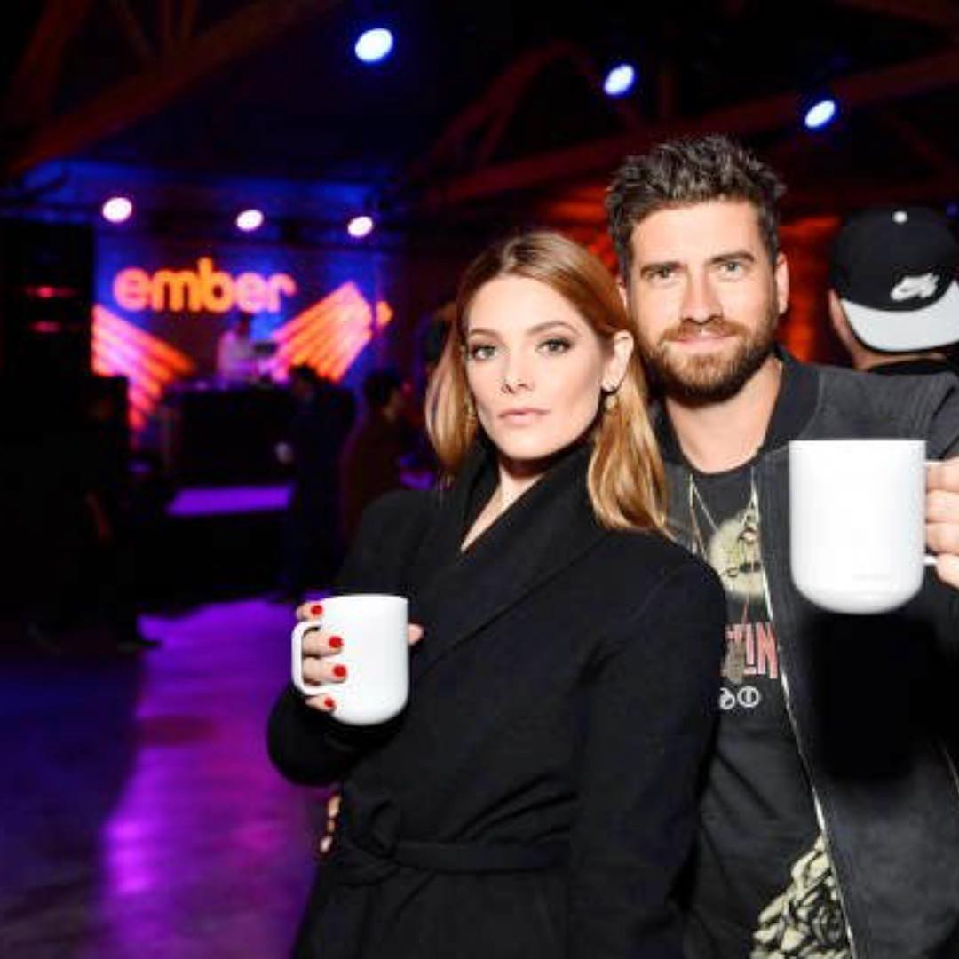 16 november 2017: That feeling when it starts to get that quivering cold outside, you put on your jacket and you know. You just know.... It's Hot Toddy season
16 november 2017: That feeling when it starts to get that quivering cold outside, you put on your jacket and you know. You just know.... It's Hot Toddy season