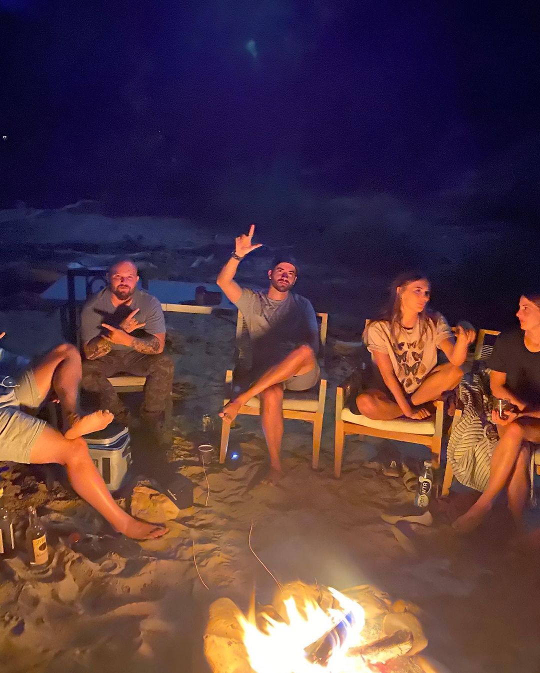 11 september 2020: Looking back over these videos and pics and I still can't get over how this trip has become one of the best vacations of all time. Thx for being born @paulkhoury. Also, thank you so much @outdoorsy, @breck.dockstader, @cliffroselodge and @cougarridgeut for making this trip what it was and for the new friendships. Love you all @shelbybay @paulkhoury @ashleygreene @tannerbeard @captnquinn
