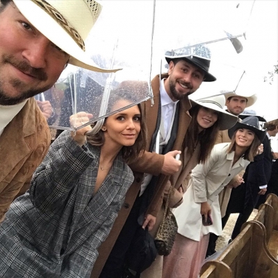 02 december 2019: New cast of “Yellowstone”? .

What a weekend. Great time with the best pals in the world, in one of the prettiest places in California. Happy to celebrate our great friend Tom’s wedding and from all of us huge congrats to ya @tomwelling & @jessicarosewelling 🤠
