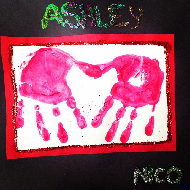 15 februari 2015; We miss you too @ashleygreene! But look...someone made you a Valentine! #onitswaybyyourbirthday

