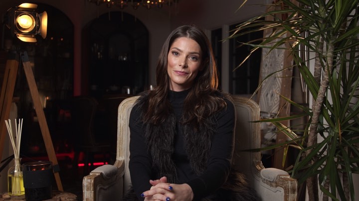 30 mei 2019: Teamed up with @fanmio to shoot this little promo for @ashleygreene 🎥 !! You might remember her from the Twilight Saga 🧛🏻♀️😉 This was one of my favorite lighting ⚡️ and storyboard setups!
Shoutout @blueeyeswestern for helping on set and bringing this to life w/ me! 🔥
Shot on the new BMPCC 4k camera with sigma 18-35 Art lens 💯
30 mei 2019: Teamed up with @fanmio to shoot this little promo for @ashleygreene 🎥 !! You might remember her from the Twilight Saga 🧛🏻♀️😉 This was one of my favorite lighting ⚡️ and storyboard setups!
Shoutout @blueeyeswestern for helping on set and bringing this to life w/ me! 🔥
Shot on the new BMPCC 4k camera with sigma 18-35 Art lens 💯