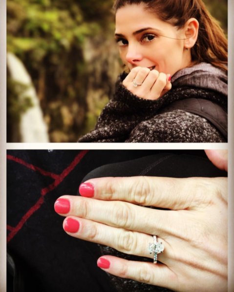 30 december 2016: A huge congratulations to @AshleyMGreene on her engagement! 📷  via Ashley Greene
