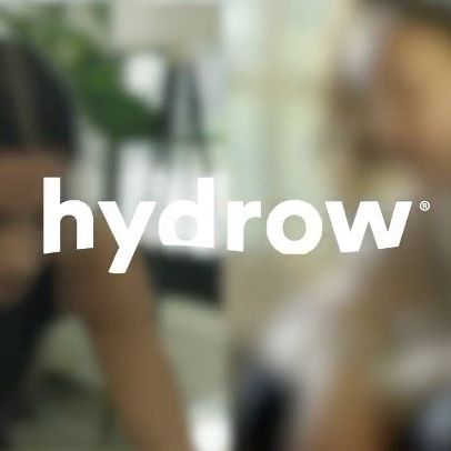 02 mei 2020: Epic video that our talented partners @ashleygreene and @paulkhoury made for @hydrow_by_crew 🙌🏽 Really making the most out of their quarantine. Amazing job guys!
