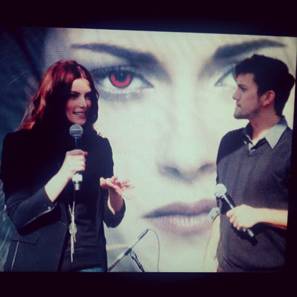 23 november 2012: Took this picture on my camera of Ashley and Jackson. I'm in love with it. #ashleygreene #jacksonrathbone @ashleymgreene @jacksonrathbone
23 november 2012: Took this picture on my camera of Ashley and Jackson. I'm in love with it. #ashleygreene #jacksonrathbone @ashleymgreene @jacksonrathbone