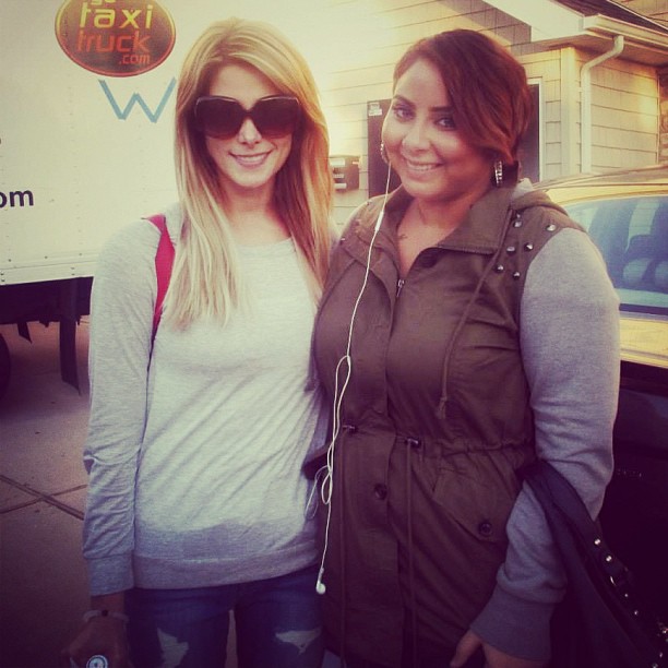 20 september 2013: This girl is honestly amazing. No words describe what has happened to me this week and how much she has made it better. To know she really cares makes me realize that I could never be more proud to call her my idol. THANK YOU ASHLEY MICHELE GREENE. ❤️
20 september 2013: This girl is honestly amazing. No words describe what has happened to me this week and how much she has made it better. To know she really cares makes me realize that I could never be more proud to call her my idol. THANK YOU ASHLEY MICHELE GREENE. ❤️