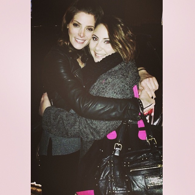 1 februari 2014: This moment will never be forgotten. I could literally cry thinking about how amazing Ashley Michele Greene is to me. @tatilovato thank you for being my voice when I couldn't talk!!!!! Definitely my favorite moment by far!!! The hugs were amazing. But the girl giving them to me is even more amazing. I am blessed for my #1 idol to care so much. She has helped me through countless things in my life. I love you Ashley! ❤️😍😘🙌😭😭😭😭😭😭😭😭😭😭😭😭😭😭😭😭
