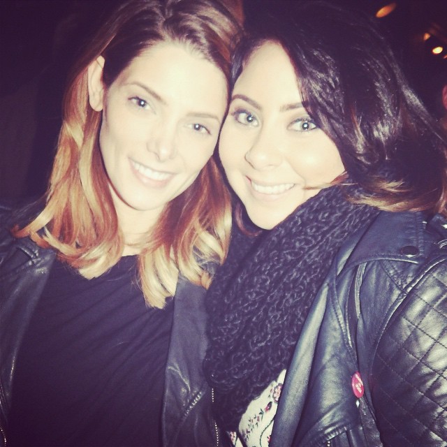 21 februari 2015: Happy birthday to this lovely lady have a happy 29th!!!! I love you @ashleygreene ❤️
21 februari 2015: Happy birthday to this lovely lady have a happy 29th!!!! I love you @ashleygreene ❤️
