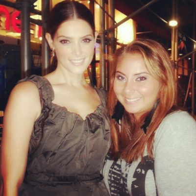 05 juni 2012: Me and @ashleymgreene reunion Wednesday!!! Can't wait to see my girl!
