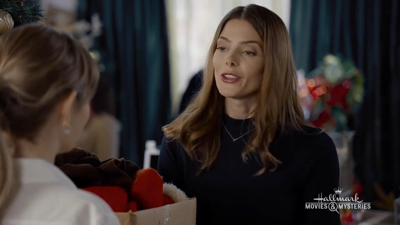 Ashley-Greene-dot-nl_ALittleChristmasCharm0116.jpg