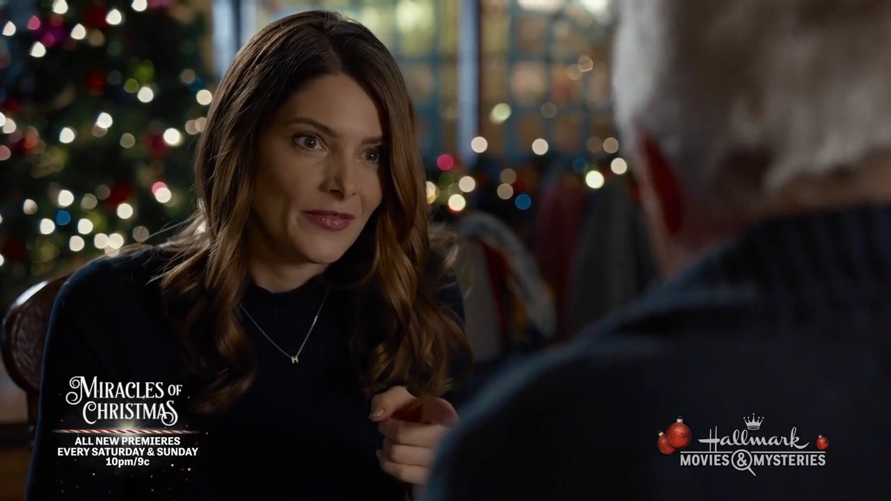 Ashley-Greene-dot-nl_ALittleChristmasCharm0168.jpg