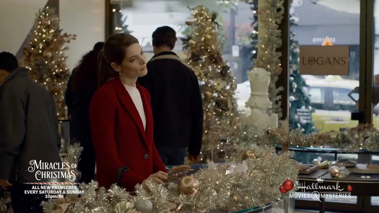 Ashley-Greene-dot-nl_ALittleChristmasCharm0893.jpg Ashley-Greene-dot-nl_ALittleChristmasCharm0893.jpg