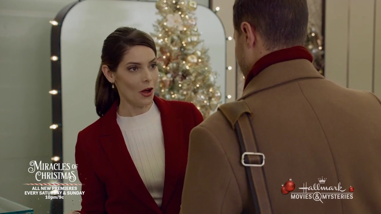 Ashley-Greene-dot-nl_ALittleChristmasCharm0968.jpg