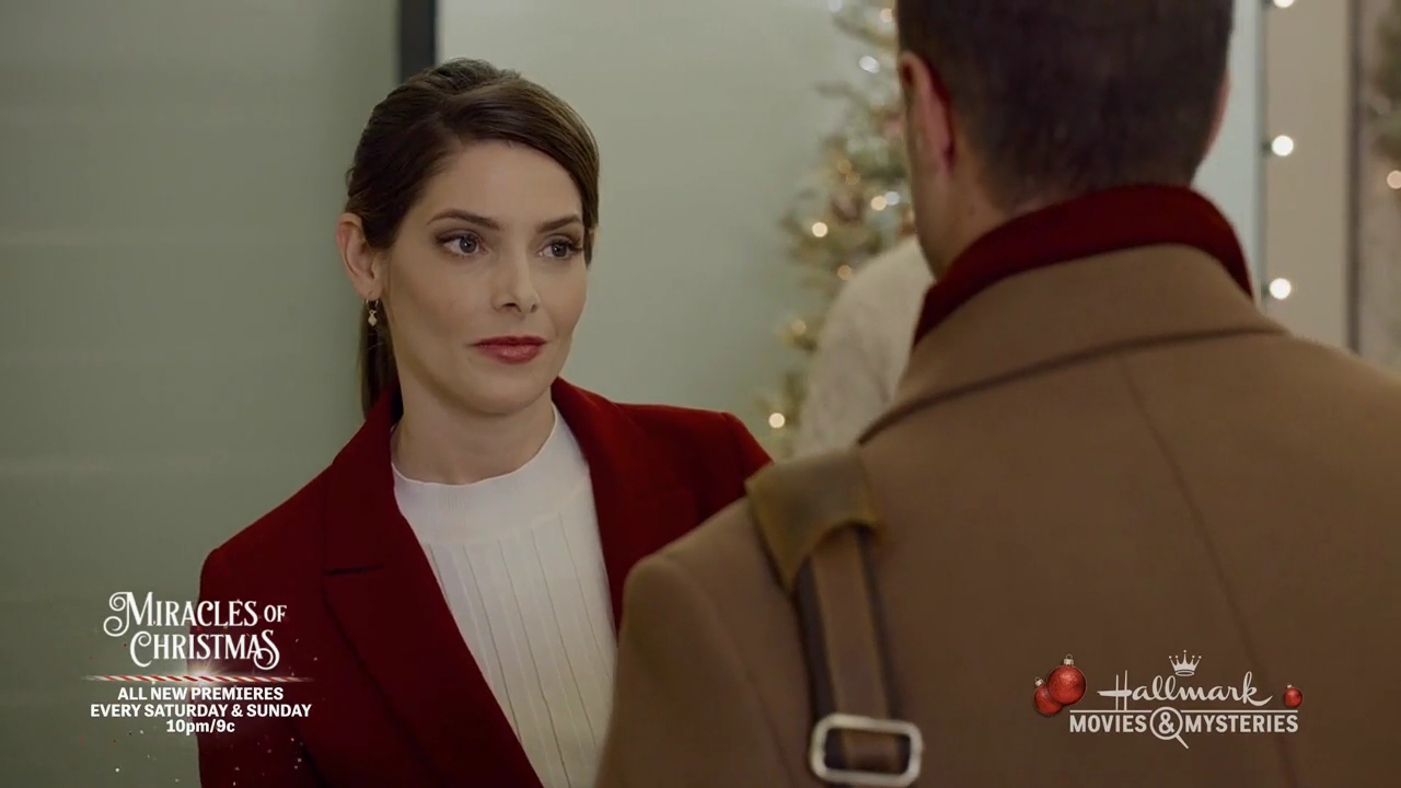 Ashley-Greene-dot-nl_ALittleChristmasCharm0986.jpg