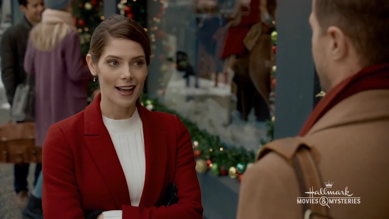 Ashley-Greene-dot-nl_ALittleChristmasCharm1107.jpg