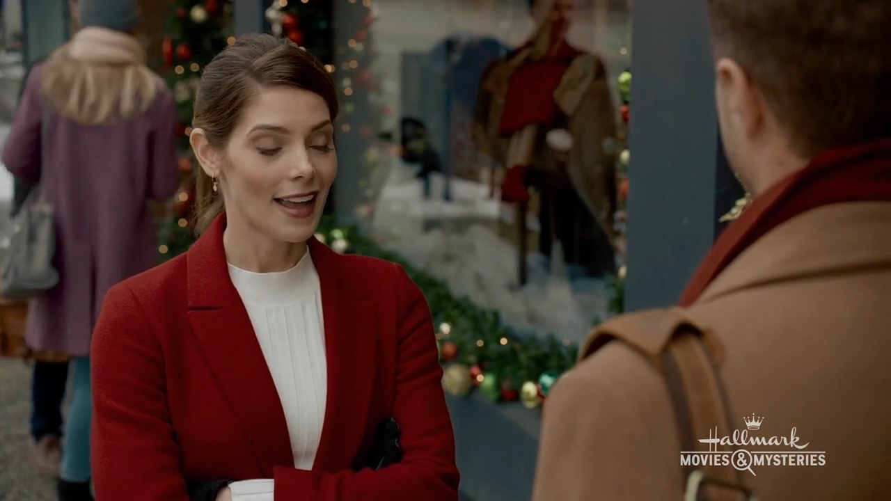 Ashley-Greene-dot-nl_ALittleChristmasCharm1108.jpg