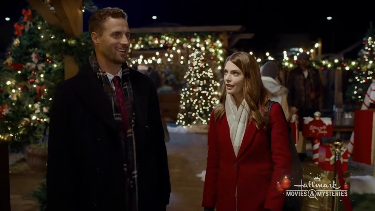 Ashley-Greene-dot-nl_ALittleChristmasCharm1557.jpg