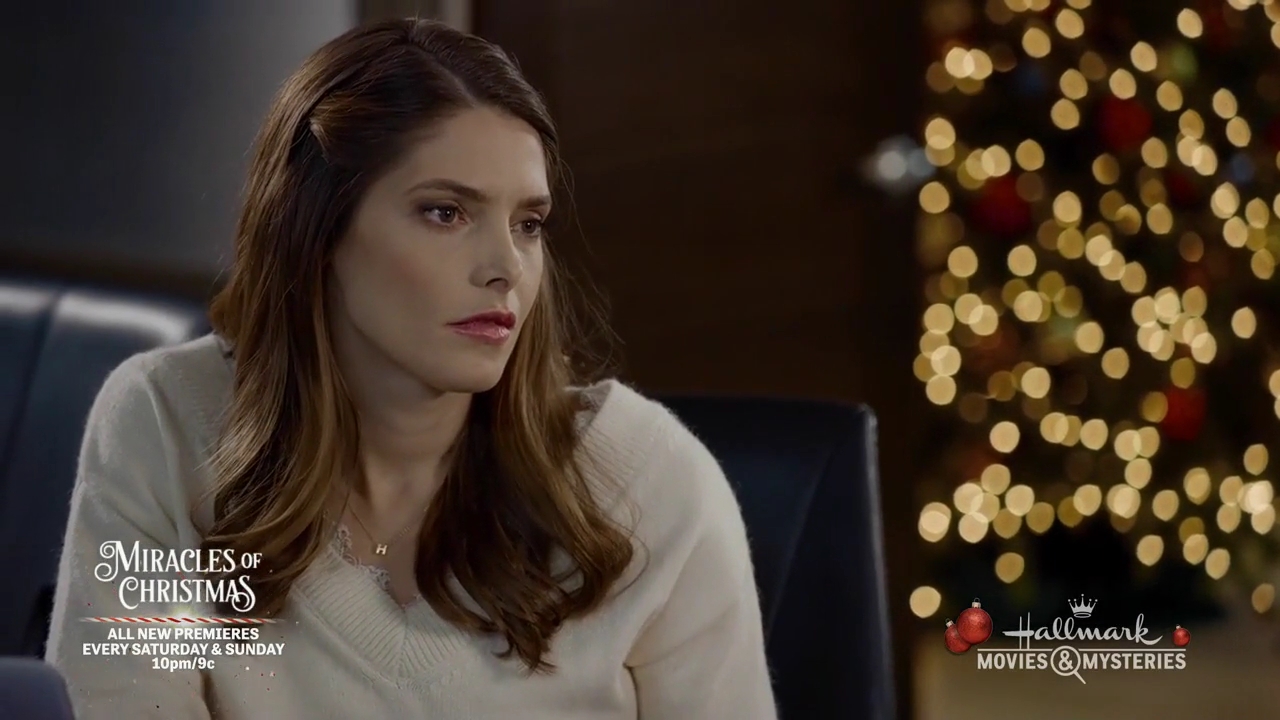 Ashley-Greene-dot-nl_ALittleChristmasCharm1997.jpg