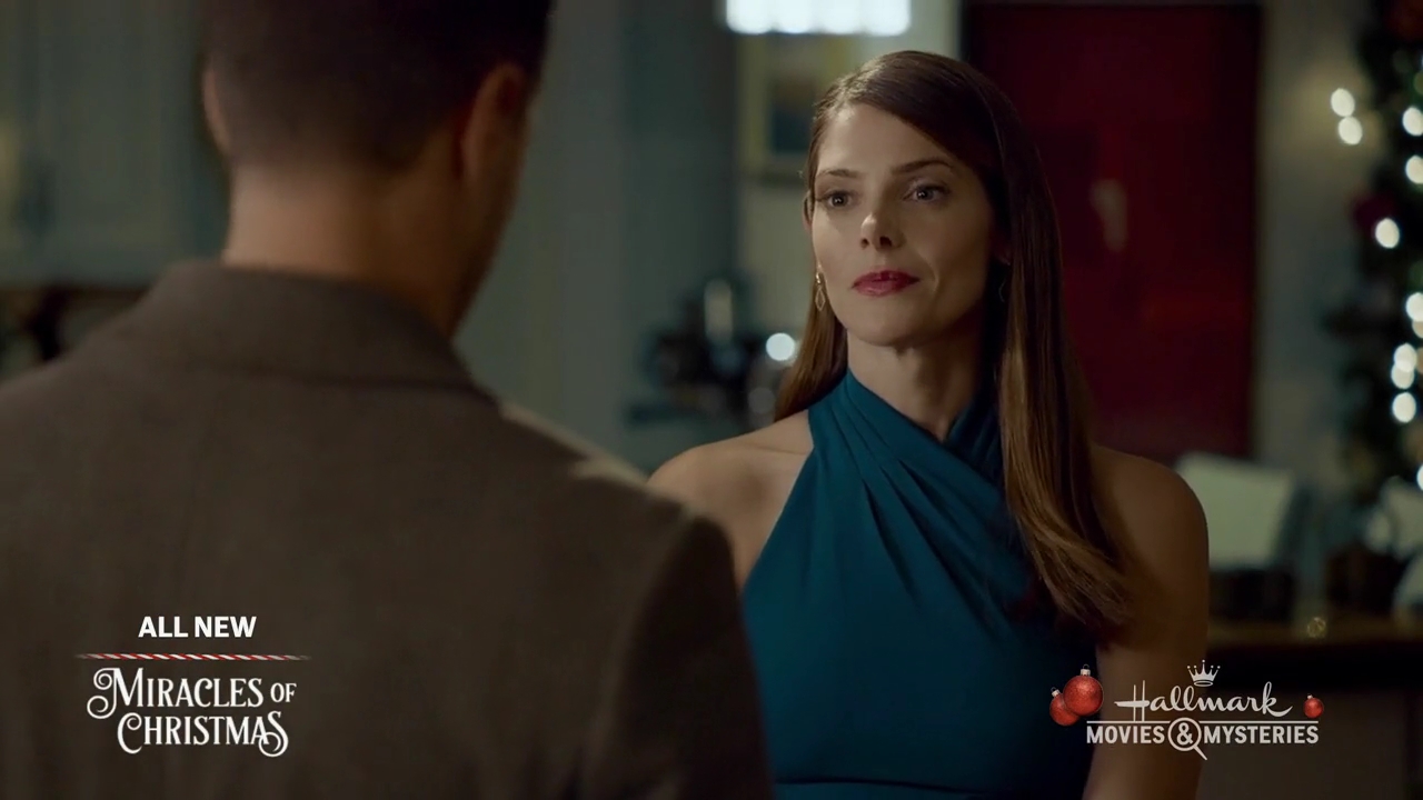 Ashley-Greene-dot-nl_ALittleChristmasCharm2768.jpg Ashley-Greene-dot-nl_ALittleChristmasCharm2768.jpg