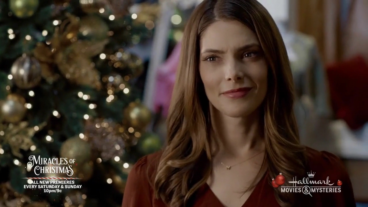 Ashley-Greene-dot-nl_ALittleChristmasCharm3233.jpg Ashley-Greene-dot-nl_ALittleChristmasCharm3233.jpg