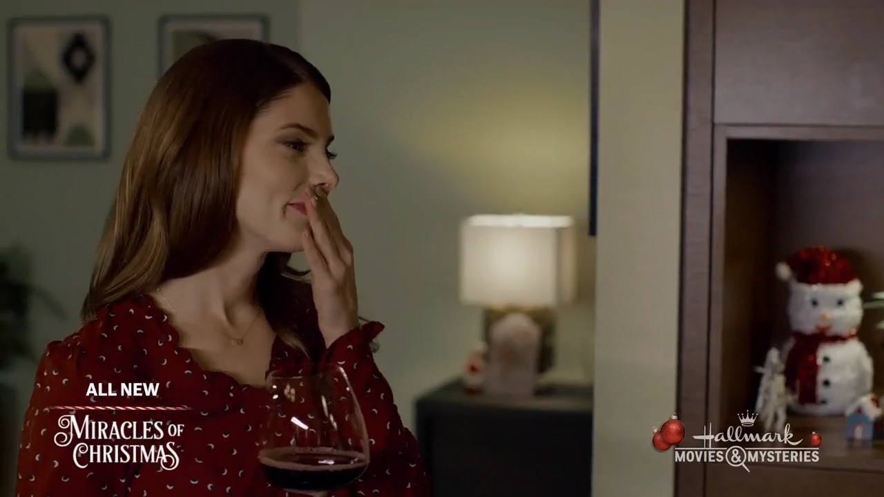 Ashley-Greene-dot-nl_ALittleChristmasCharm3857.jpg Ashley-Greene-dot-nl_ALittleChristmasCharm3857.jpg